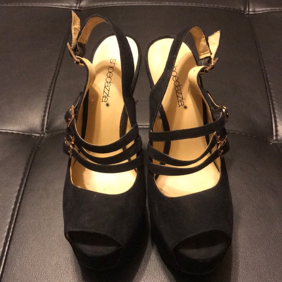 shoedazzle pumps